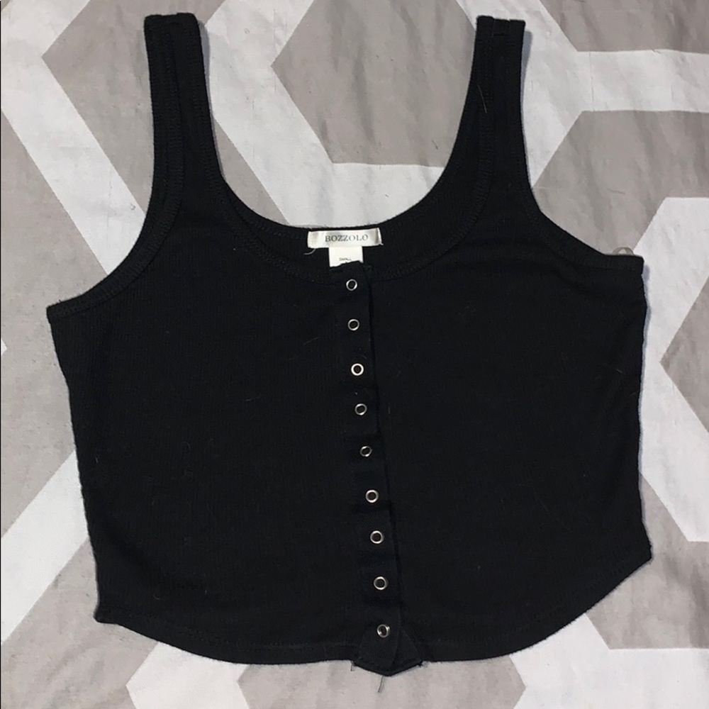 Small black button up tank top✨